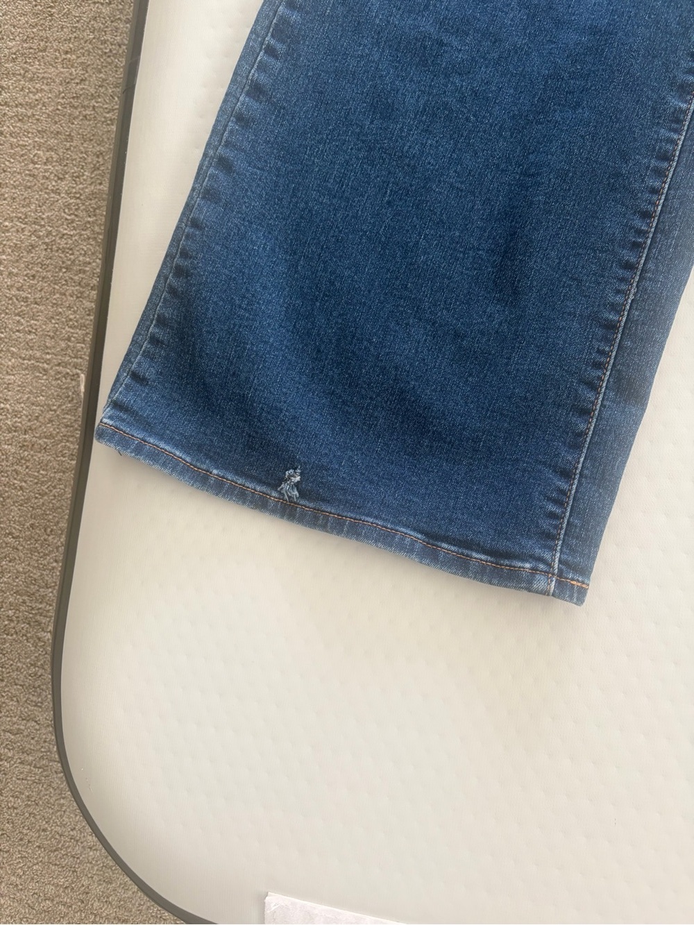 Levi's 318 Shaping Wide-Leg Jeans in Blue Denim (Clever Girl Wash) - Picture 8 of 8